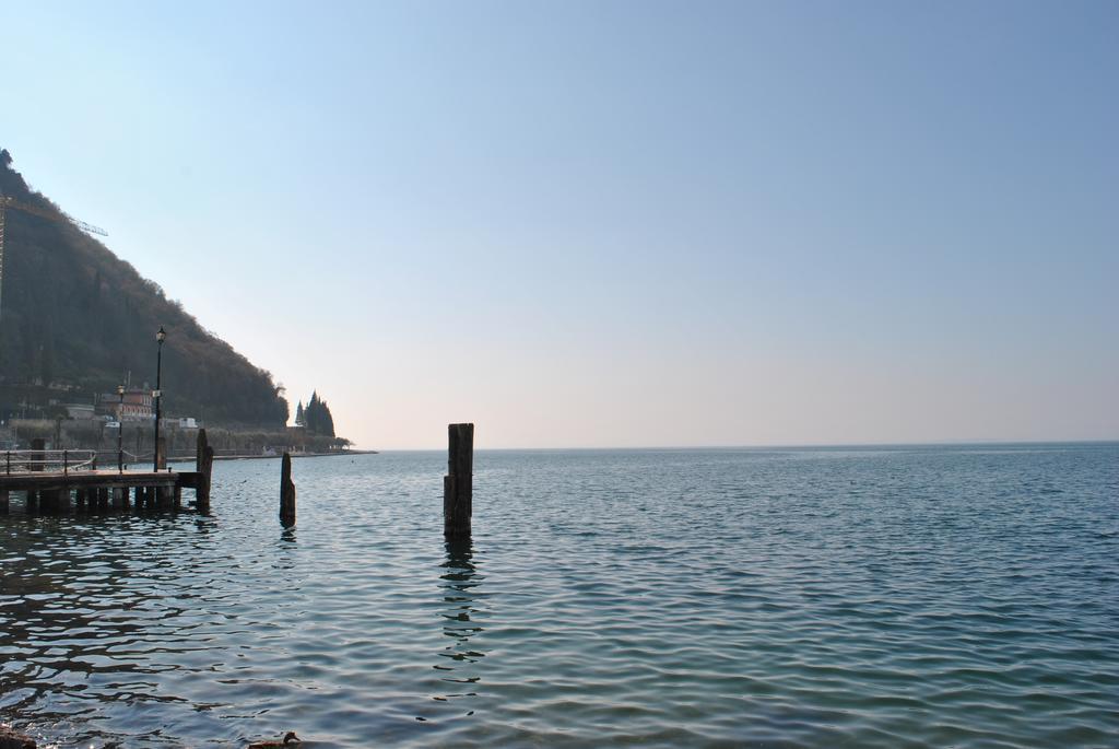 Appartamenti Del Borgo Garda  Exterior photo