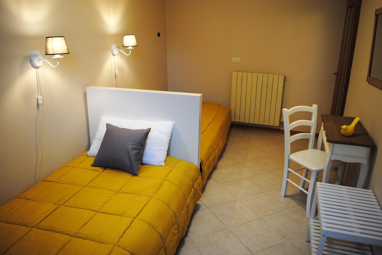 Appartamenti Del Borgo Garda  Exterior photo